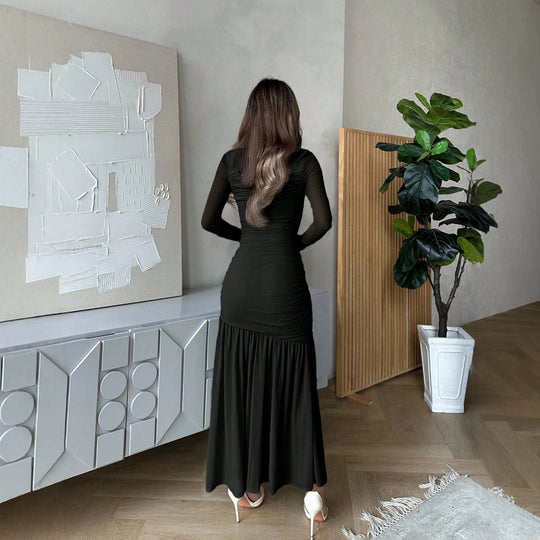 Damen enganliegendes Maxikleid mit langärmeligem Sculpting-Oberteil, taillierter Raffung und transparentem Stufenrock Eichborn Berlin