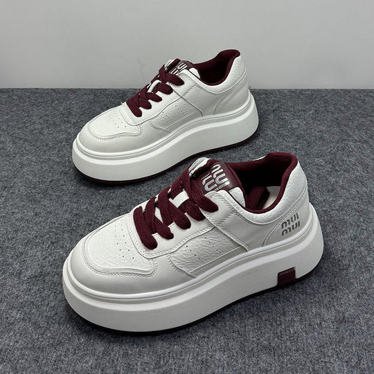 Damen Modische Plateau Sneakers aus strapazierfähigem Leder mit minimalistischer Optik EB