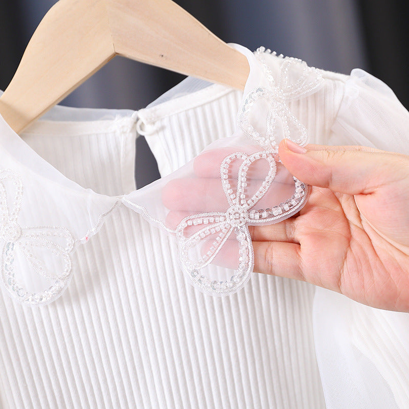 Mädchen Bluse mit Spitzenakzenten und transparenten Ärmeln EB
