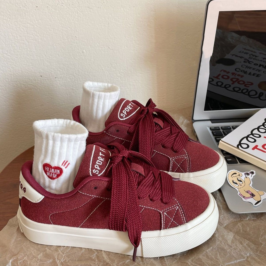 Damen Sportliche Sneaker mit weichem Wildleder-Obermaterial und dämpfender Sohle EB