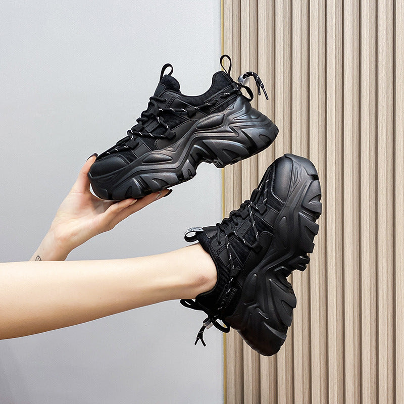 Damen Chunky Lauf-Sneaker mit innovativem Materialmix und rutschfester Sohle EB