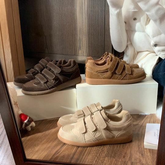 Damen Sportliche Velours-Sneaker mit praktischem Klettverschluss und dämpfender Sohle EB