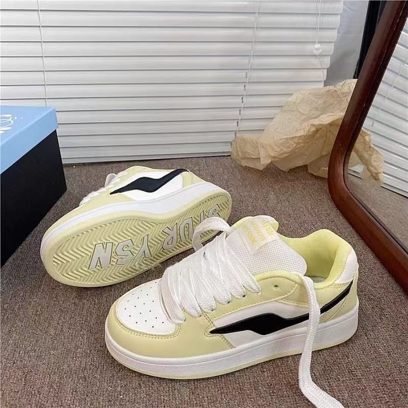 Damen Sneakers mit modischem Retro-Design EB