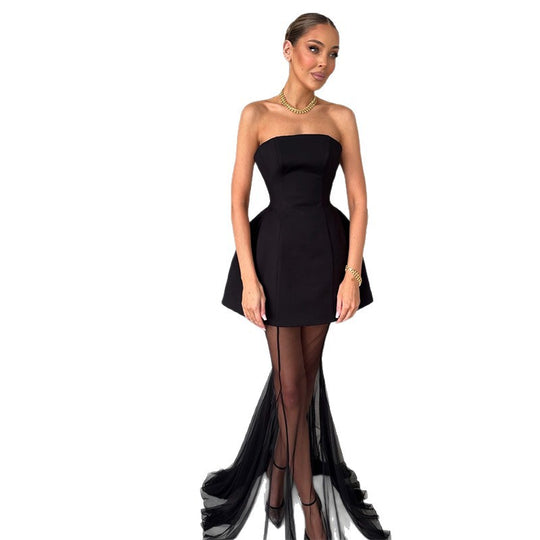 Damen Cocktailkleid mit schmaler Silhouette und ausgestelltem Rock EB