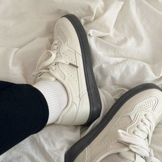 Damen Sneakers mit atmungsaktiver Oberfläche und rutschfester Sohle EB