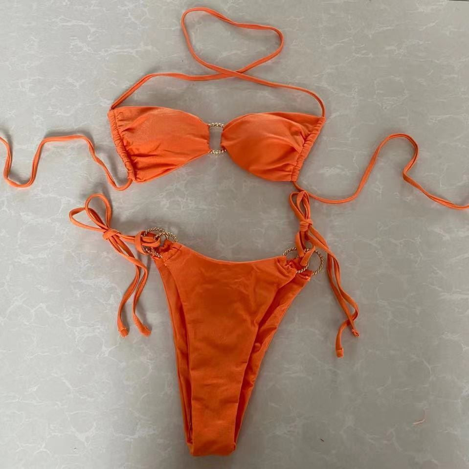 Damen Bandeau-Bikini mit goldenen Akzenten EB