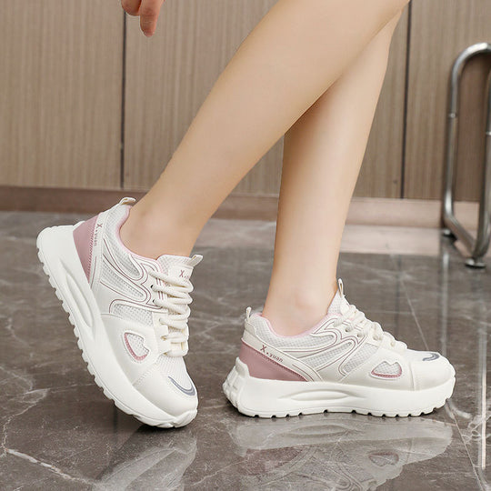 Damen Sportliche Sneakers mit atmungsaktiver Mesh-Oberfläche und flexiblem Sohlenprofil EB