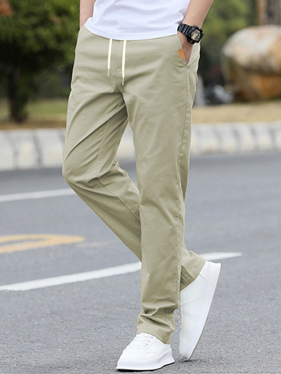 Herren Freizeit-Hose mit atmungsaktivem Material und elastischem Bund EB