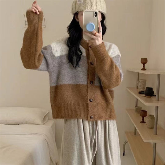 Damen Gemusterte Strickjacke mit Knopfleiste und überschnittenen Schultern EB