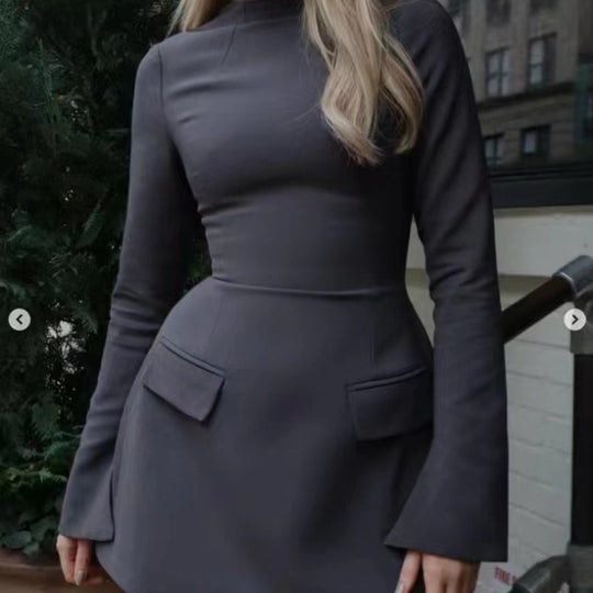 Damen figurbetontes Minikleid mit seitlichen Taschen und weitem Arm EB