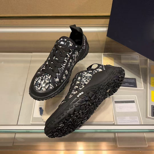 Damen Outdoor Sneakers mit griffiger Laufsohle und atmungsaktivem Obermaterial EB