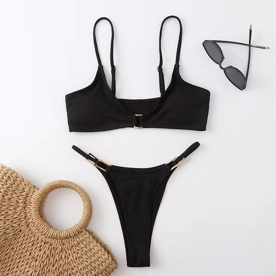 Damen Triangel-Bikini mit raffiniertem Halterdesign und elegantem Goldverschluss EB
