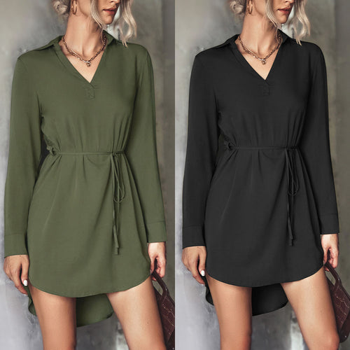 Damen Blusenkleid mit taillierter Schnürung und eleganter Knopfdetailierung EB