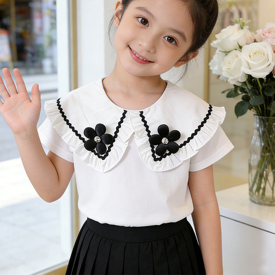 Mädchen Bluse mit Rüschensaum und floralem Design EB