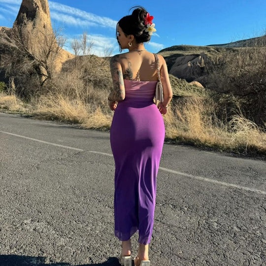 Damen figurbetontes Abendkleid mit schulterfreiem Design und eleganter Raffung EB