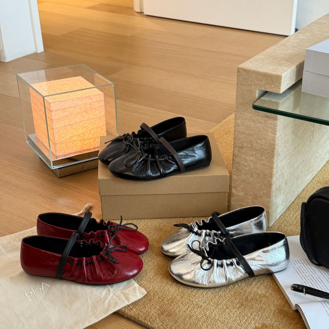 Damen Komfortable Ballerinas mit schimmerndem Obermaterial und elastischem Riemen EB