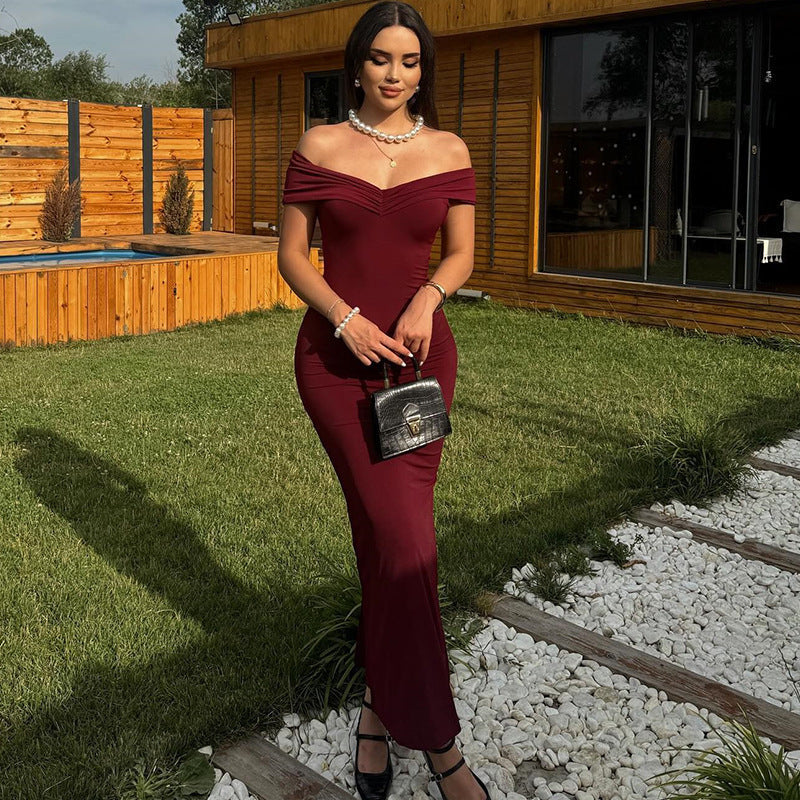Damen Elegantes Maxikleid mit Off-Shoulder Design und taillierter Silhouette EB