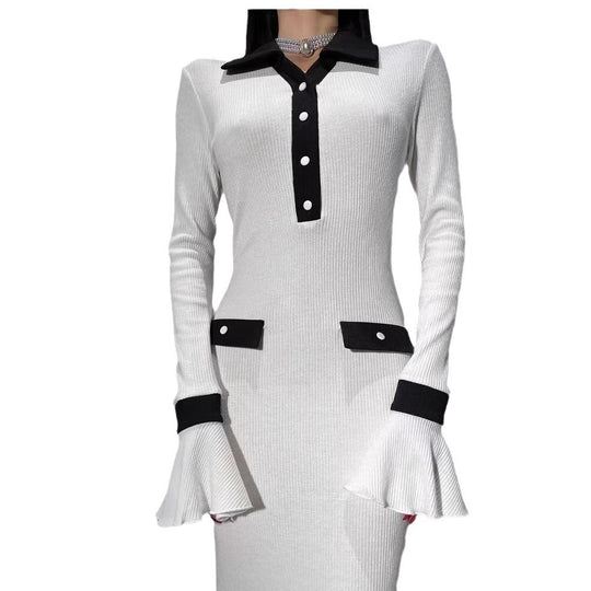 Damen Strickkleid mit eleganter Knopfleiste und Flügelärmeln EB