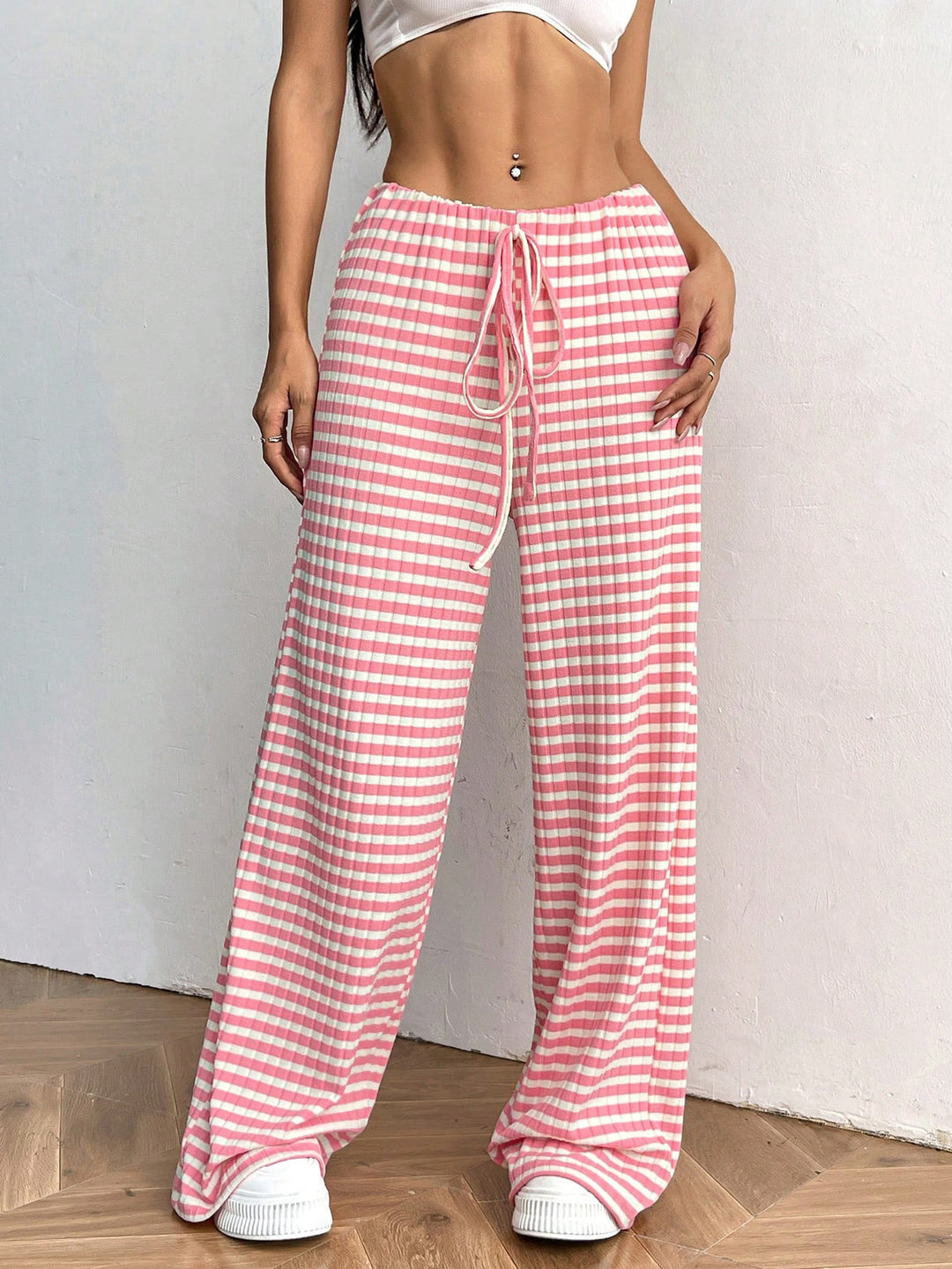 Damen komfortable Relaxhose mit weitem Schnitt und verstellbarem Kordelzug EB
