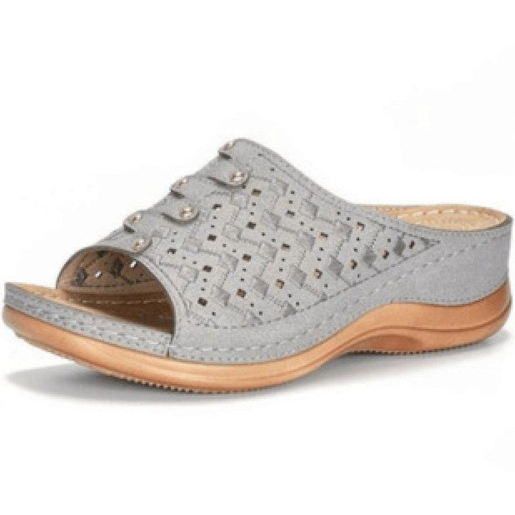 Damen Komfortable Clogs mit modischer Lochmuster-Optik und rutschfester Sohle EB