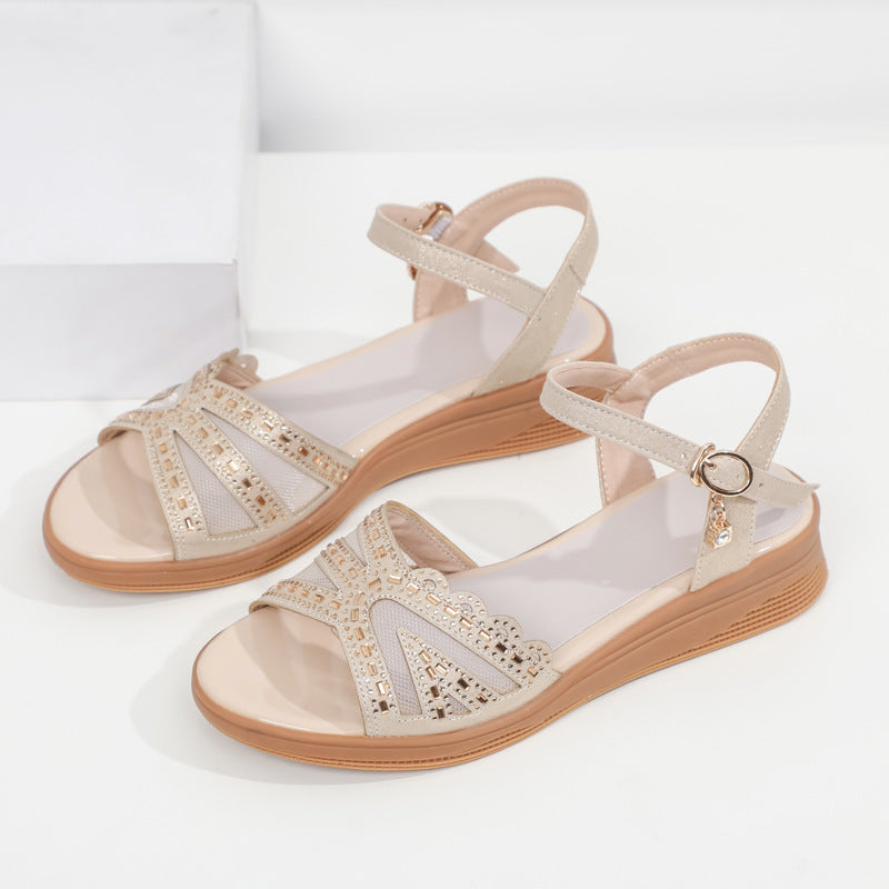Damen Elegante und komfortable Sandaletten mit modischen Verzierungen EB