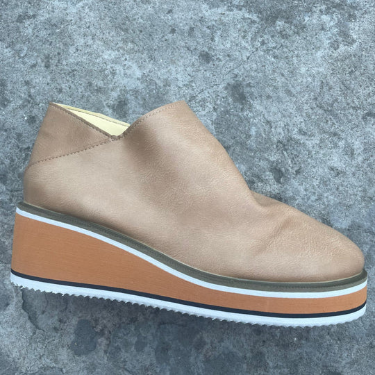 Damen Modische Keil-Sandaletten mit hohem Komfort und atmungsaktiver Oberflächenstruktur EB