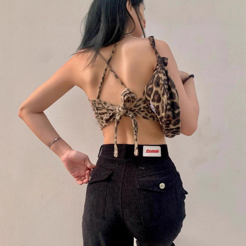 Damen Crop-Top mit trendigem Leopardenmuster und schmalen Trägern EB
