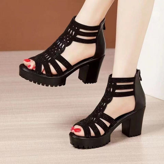 Damen Absatzsandalen mit elegantem Schnitt und detailverliebtem Design EB