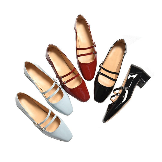 Damen Elegante Ballerinas mit schickem Riemchenverschluss und komfortablem Blockabsatz EB