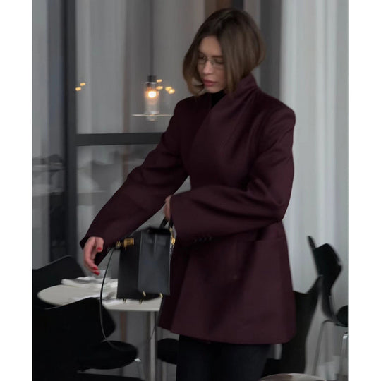 Damen nan taillierter Blazerkleid-Mantel mit Stehkragen, markanter Schulterform und aufgesetzten Taschen EB