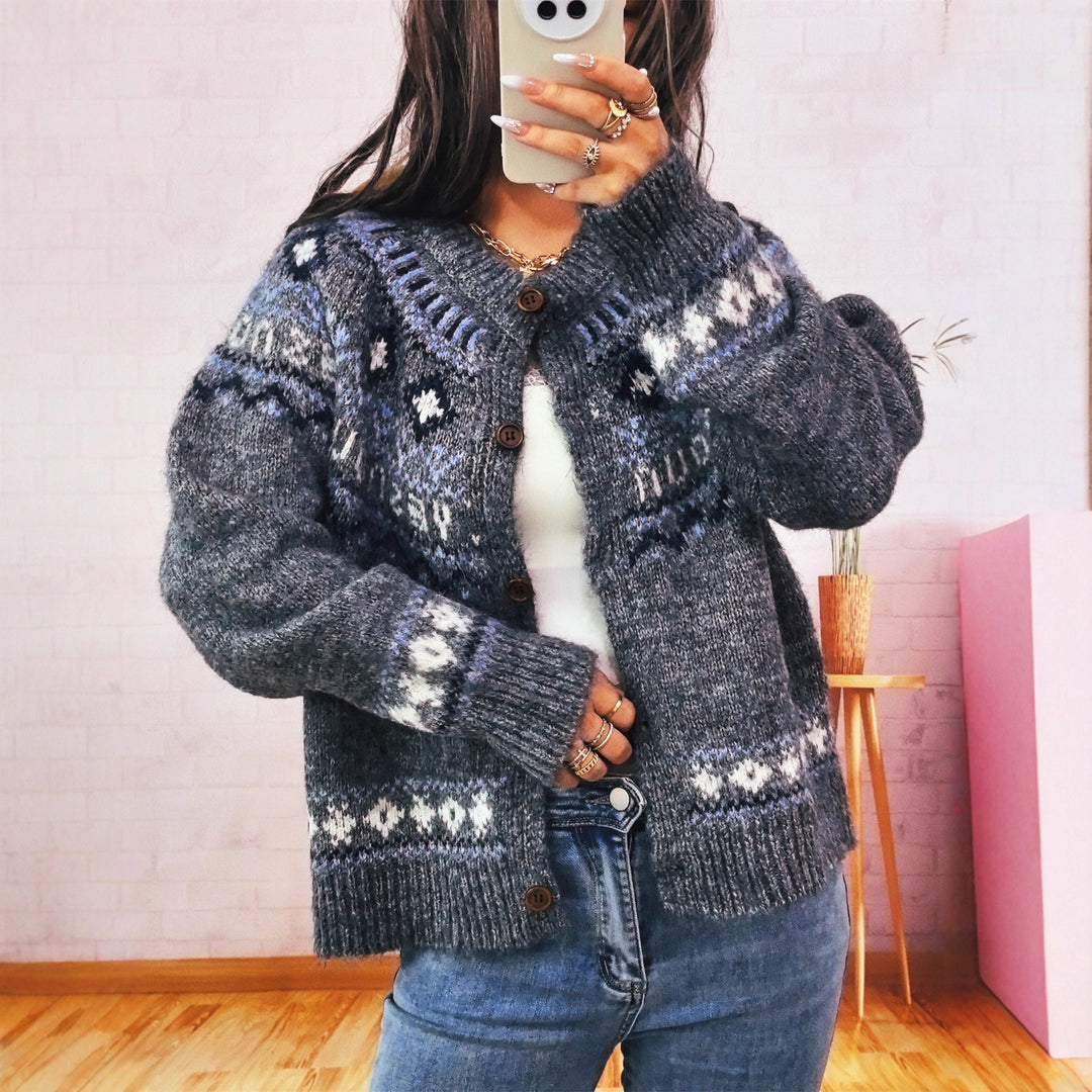 Damen Strickjacke mit buntem nordischen Muster und hochwertigen Holzknöpfen EB