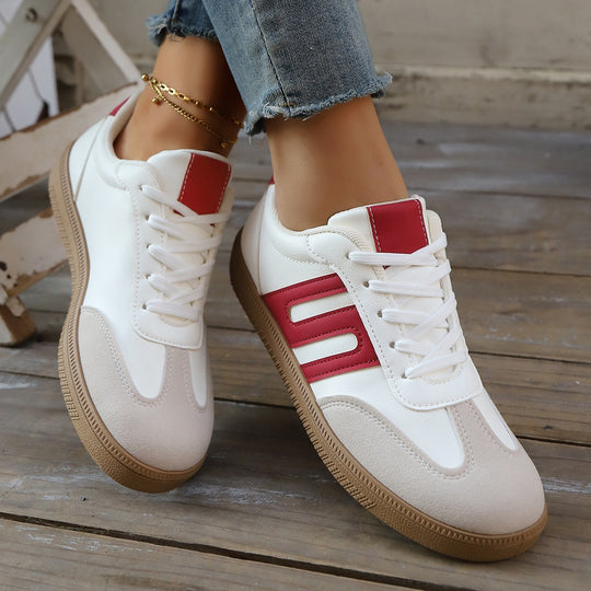 Damen Sportliche Sneakers aus hochwertigem Kunstleder mit bequemer Dämpfung EB