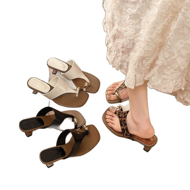 Damen elegante Riemchen-Sandalen mit Absatz und modischem Design EB