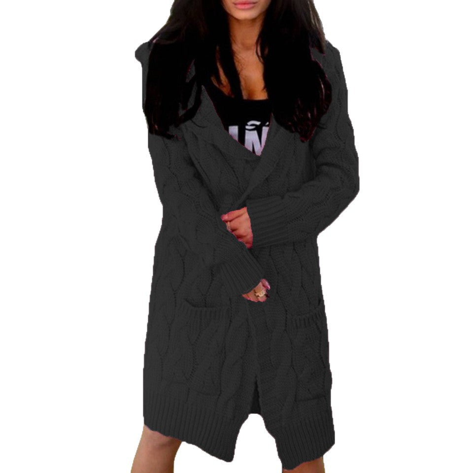 Damen Strickjacke mit modernem Zopfdesign und praktischen Taschen EB