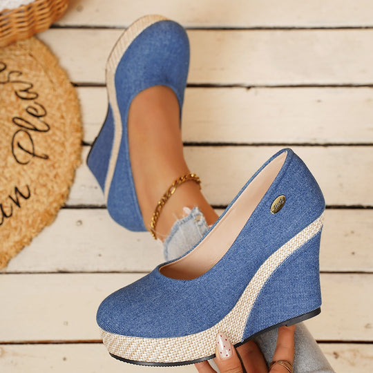 Damen Wedge-Pumps mit schnallenverziertem Fesselriemen und geflochtenem Absatz EB