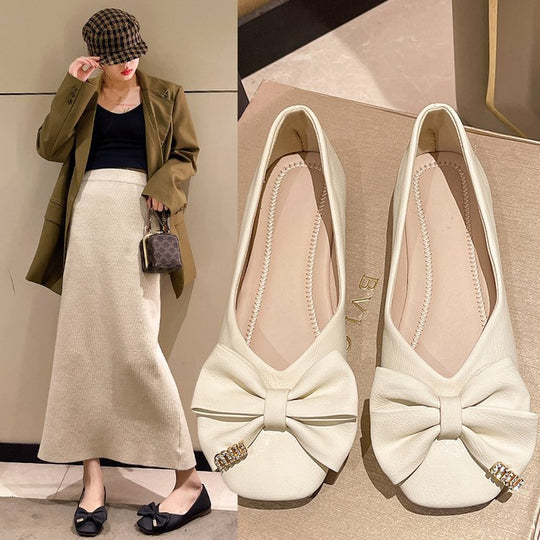 Damen elegante Ballerinas mit Schleifenakzent und funkelndem Detail EB