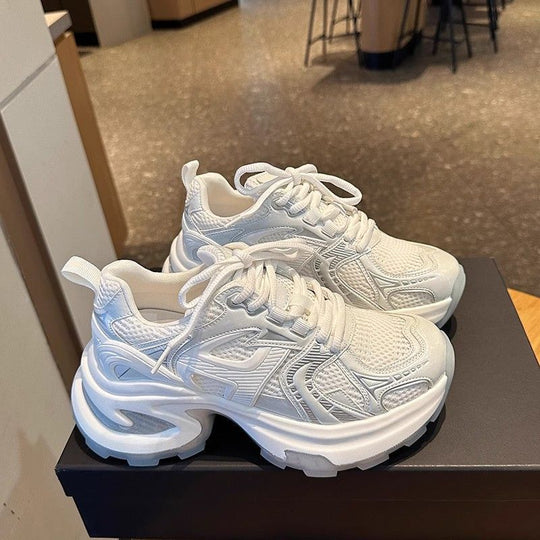 Damen Sportliche Sneaker mit hochmodernem Design und atmungsaktiven Elementen EB