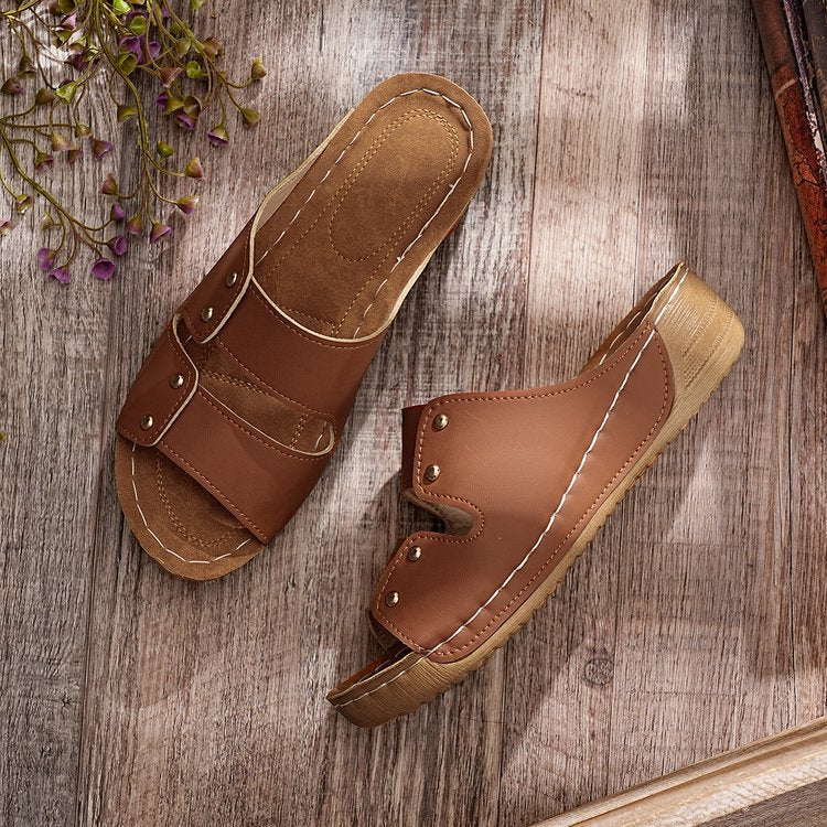 Damen Komfortable und stilvolle Clogs EB