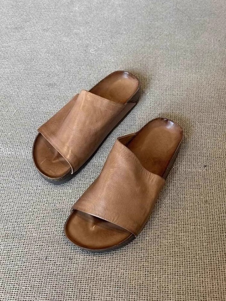 Damen Komfortable Slipper mit geschmeidiger Lederoberfläche und ergonomischem Fußbett EB