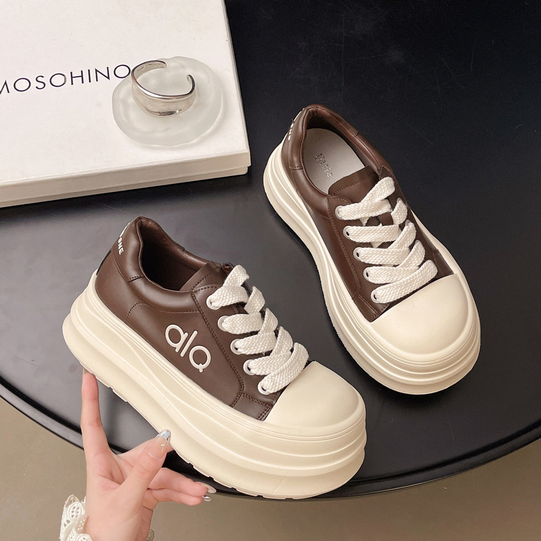 Damen Plattform Sneaker mit großzügiger Sohle und atmungsaktivem Obermaterial EB