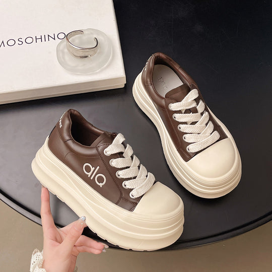 Damen Plattform Sneaker mit großzügiger Sohle und atmungsaktivem Obermaterial EB