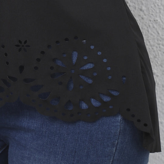 Damen Oberteil mit floralem Lochmuster EB