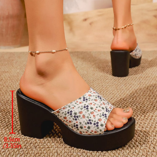 Damen Wedge-Sandalen mit floralen Akzenten EB