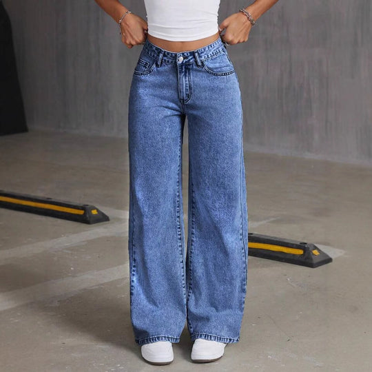Damen Weit geschnittene Jeans mit kräftigen Kontrastnähten und verspielt gestickten Taschen EB