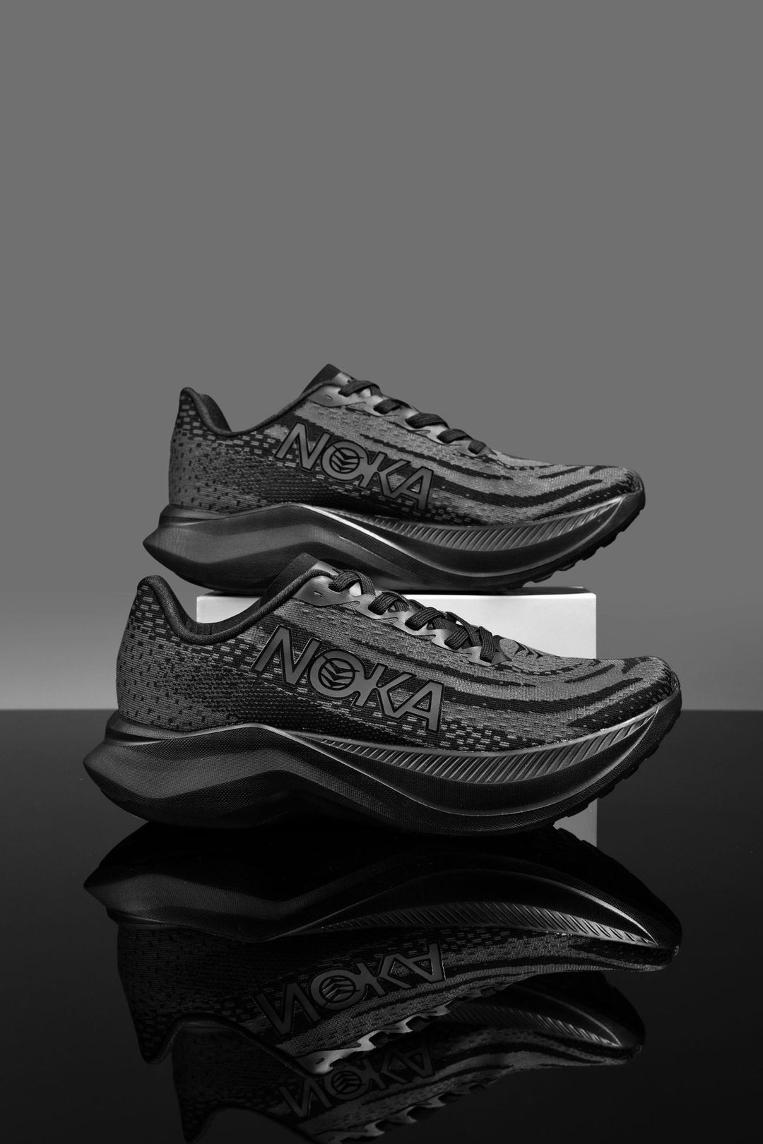 Unisex leichte Straßenlauf-Sneaker mit hochdynamischer Rebound-Zwischensohle und atmungsaktivem Strickoberteil EB