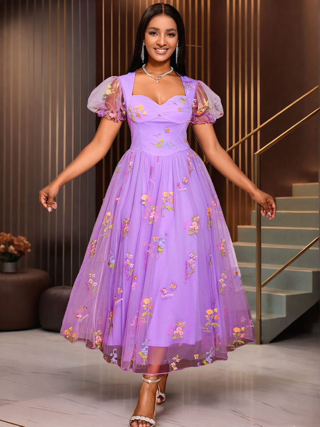 Damen Festliches Kleid mit floraler Stickerei und schwingendem Tüllrock EB