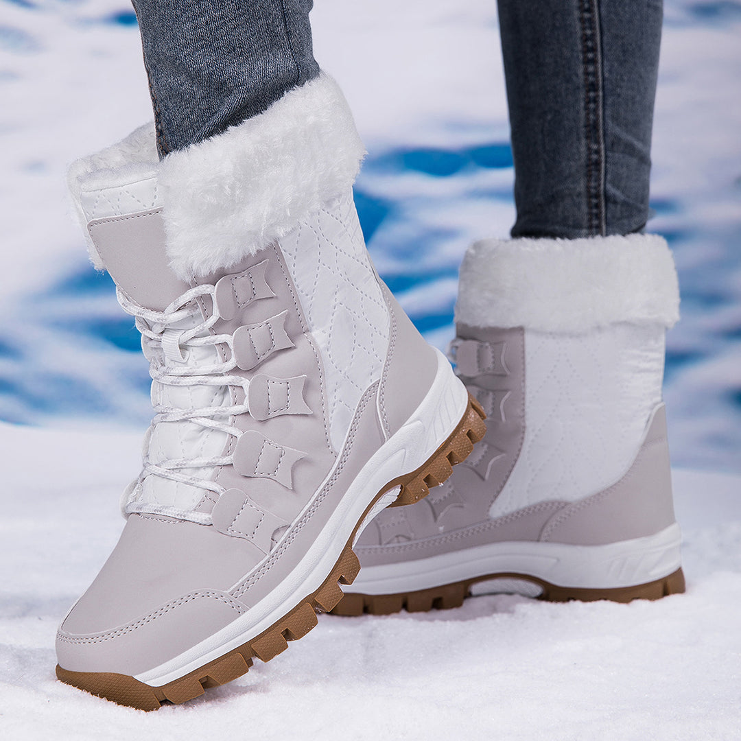 Damen Winter-Wanderstiefel mit isolierender Fütterung und rutschfester Sohle EB