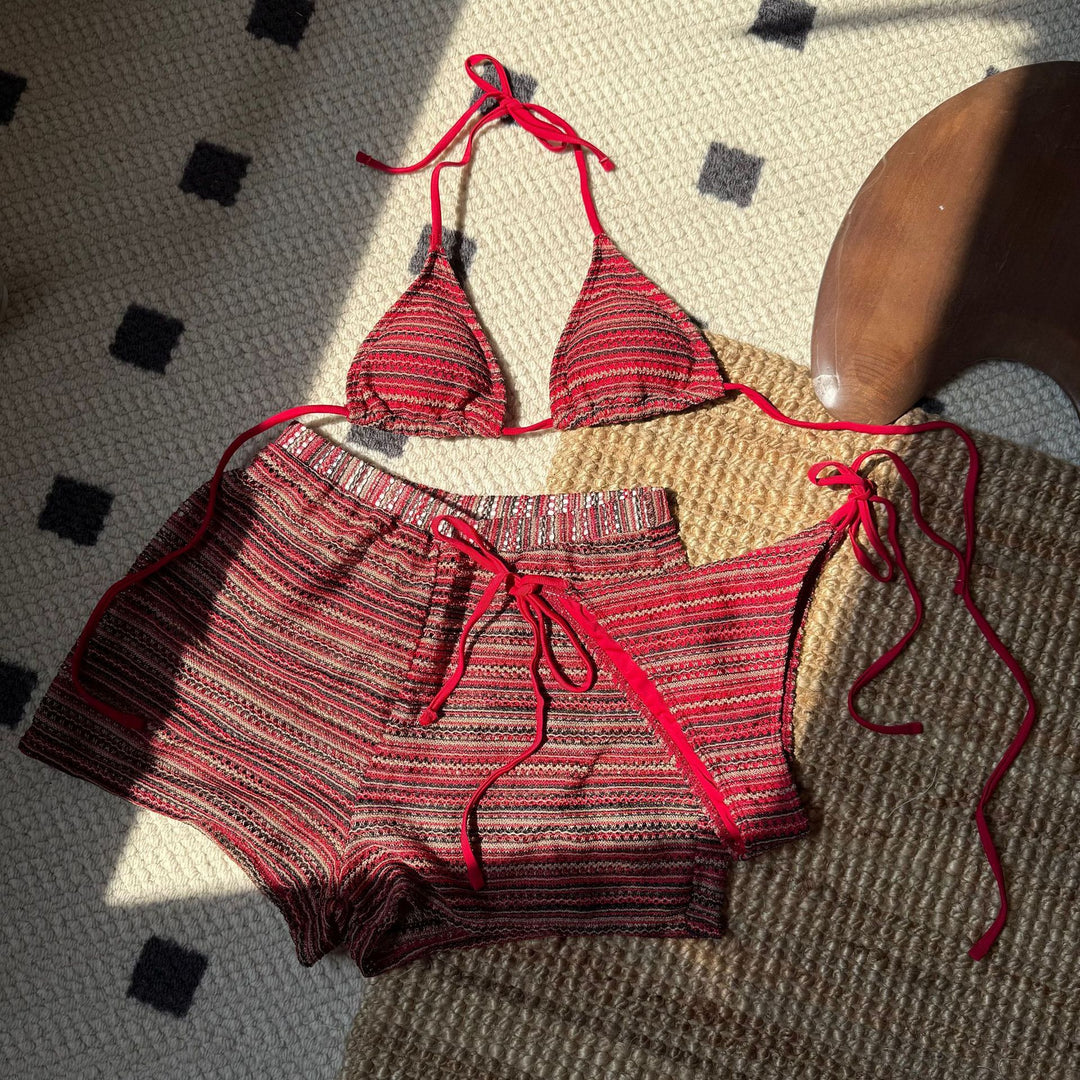 Damen Zweiteiliges Strand-Bikini-Set mit verspielt gestreiftem Oberteil und Shorts EB