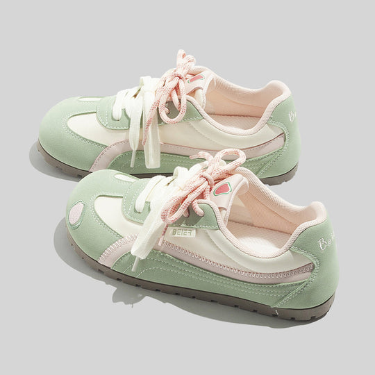 Damen Leichte und atmungsaktive Sneakers mit innovativen Schnürdetails EB