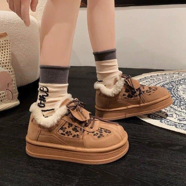 Damen gefütterte Sneakers mit Leopardenmustern und rutschfester Sohle EB